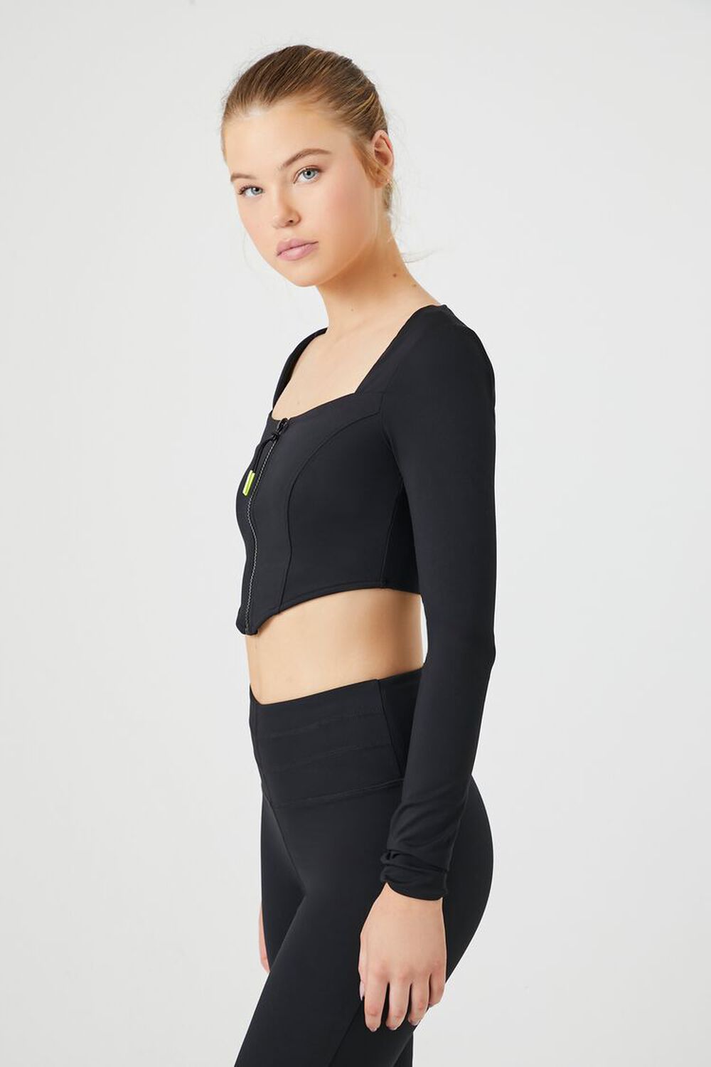 Active Zip-Up Pointed Crop Top